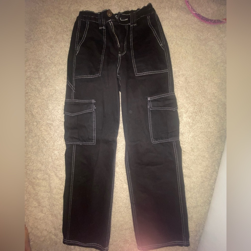 urban outfitters black cargo pants, only worn once